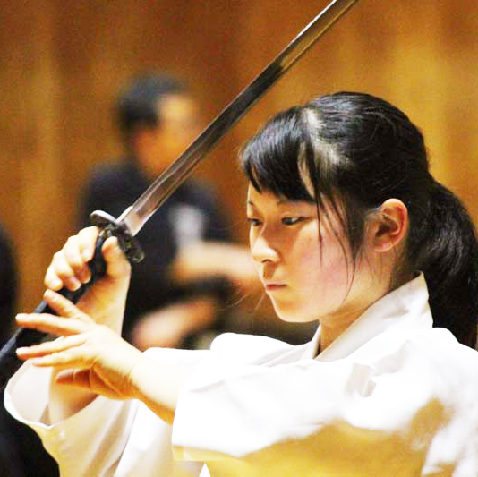 参上 居合道部の華 団体準優勝 個人3位の最強女性剣士 ザッツ 京大 参上 居合道部の華 団体準優勝 個人3位の最強女性剣士 ザッツ 京大